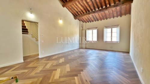 Apartamento em Lucca