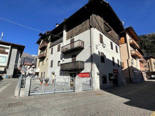 Commercial property in Pinzolo