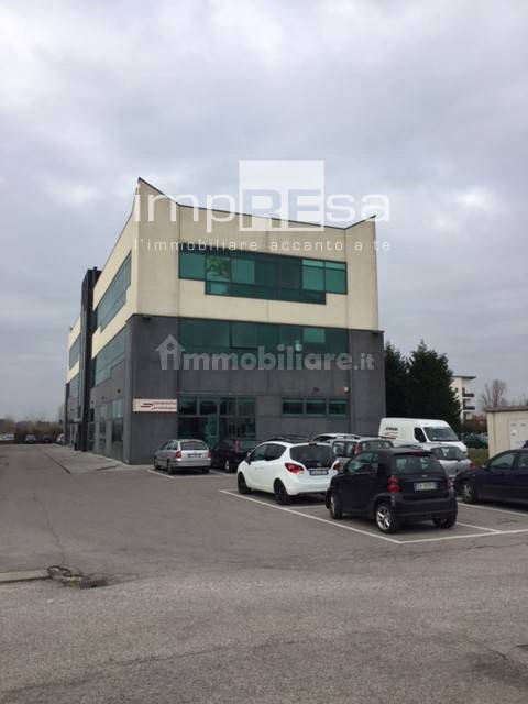 Inmueble comercial en Marcon