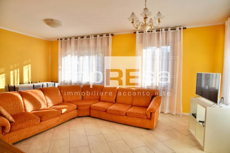 奇松-迪瓦尔马里诺公寓