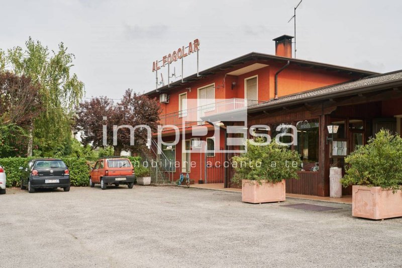 Edifício comercial em San Donà di Piave