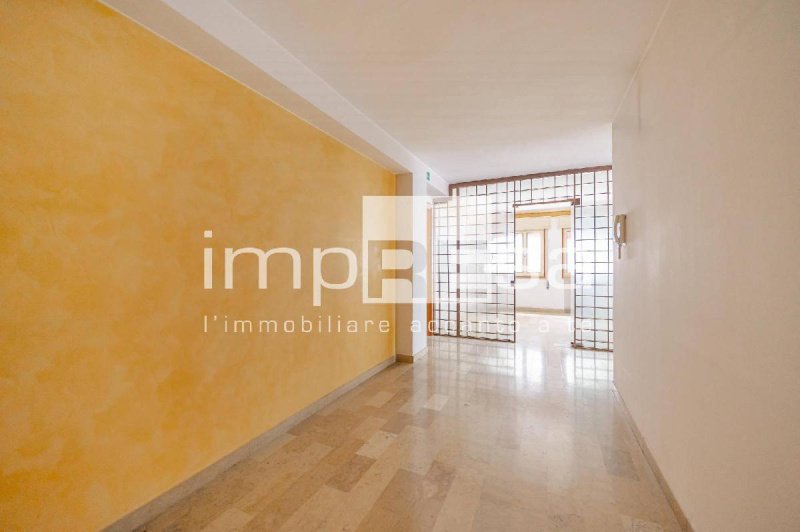 Inmueble comercial en Venecia