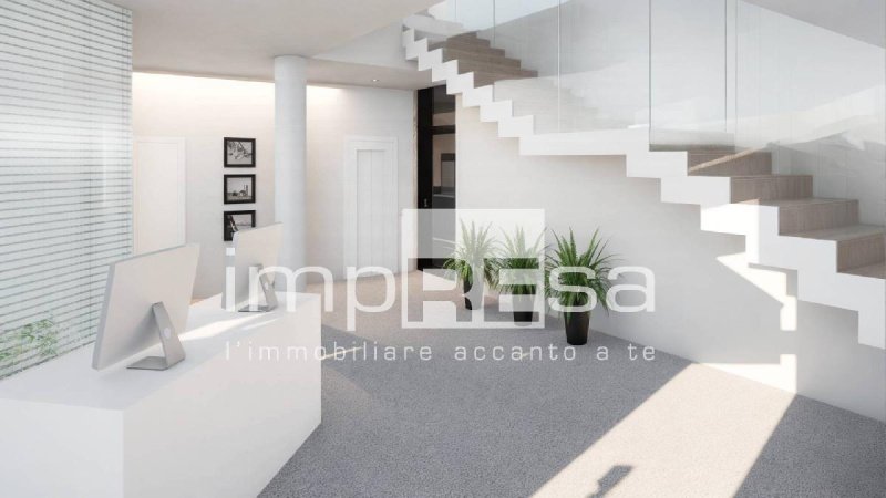 Inmueble comercial en Zero Branco