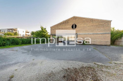 Inmueble comercial en Treviso