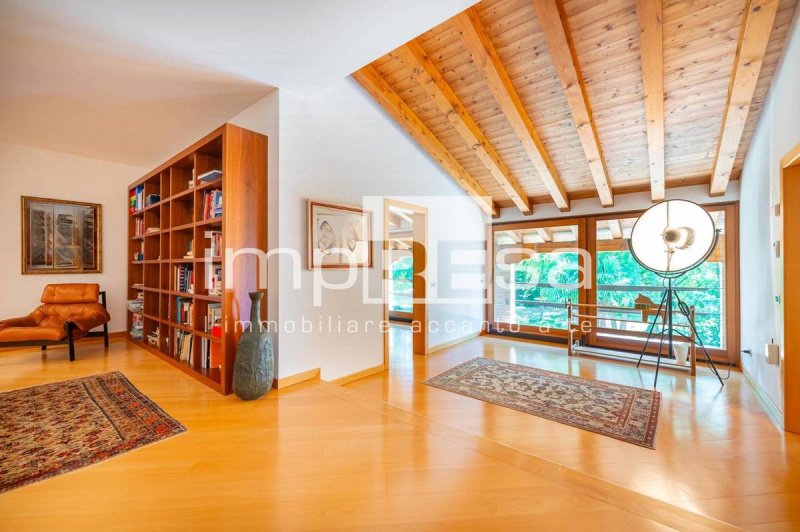 Casa geminada em Marcon