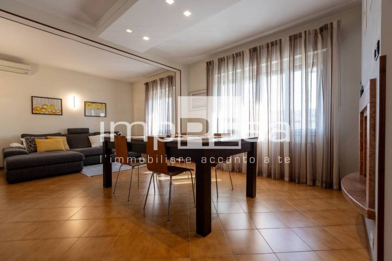 Casa semi-independiente en Valvasone Arzene