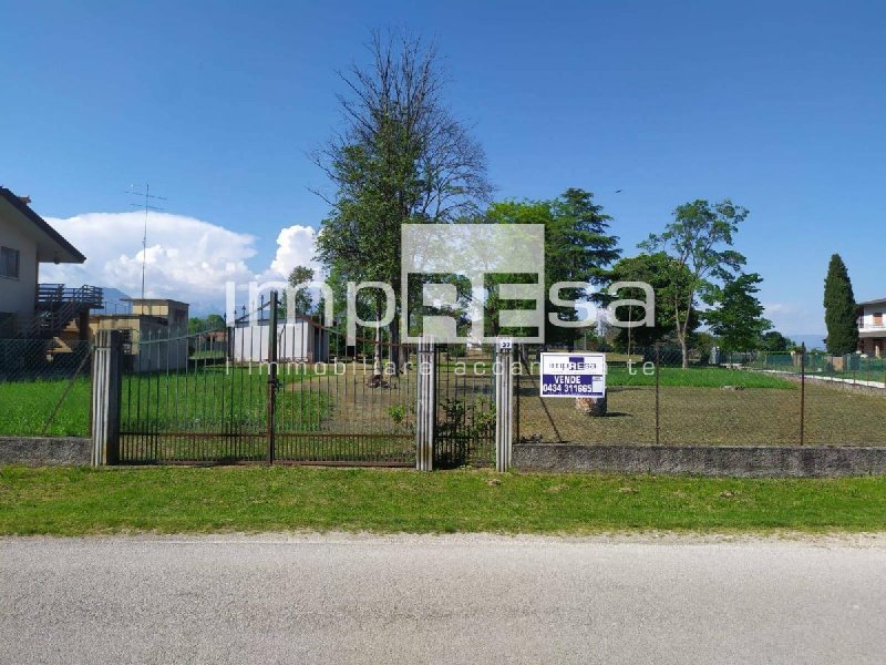 圣奎里诺建筑用地