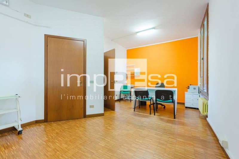 伊斯特拉纳商业房产