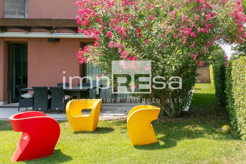 Таунхаус в Йезоло