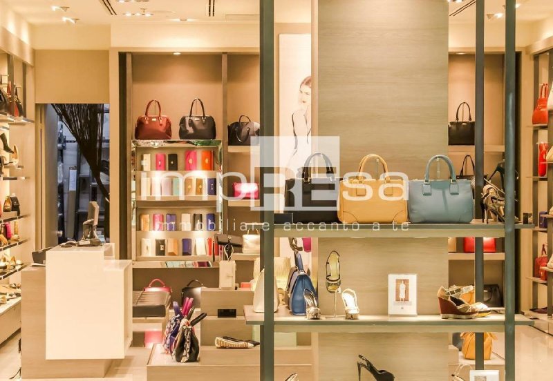 Inmueble comercial en Venecia