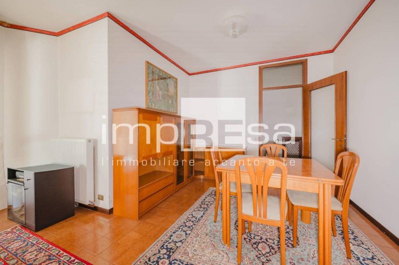 科内利亚诺公寓