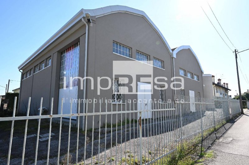 Коммерческая недвижимость в Тревизо