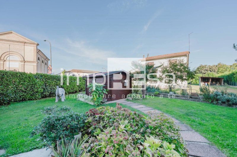 Особняк в Виллорба