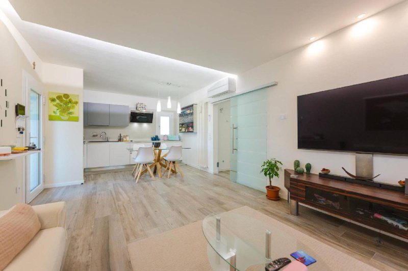 Квартира в Санта-Лучия-ди-Пьяве