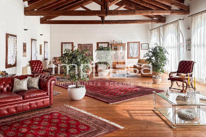 Moradia em Meduna di Livenza