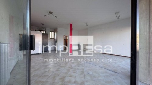 Edifício comercial em Gorgo al Monticano