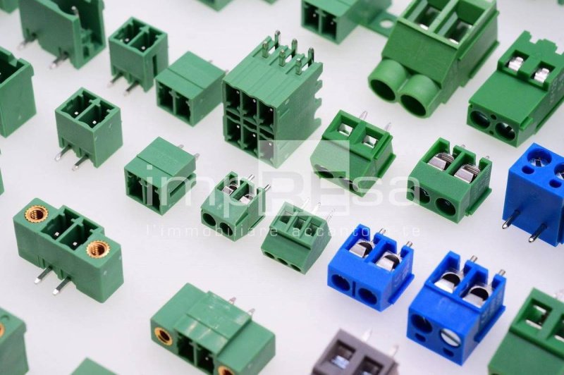 Kommersiell byggnad i Casier