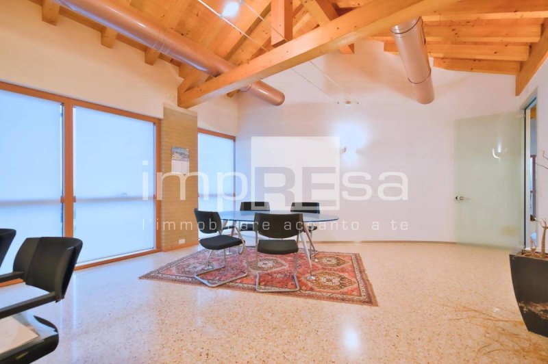 Commercial property in Susegana