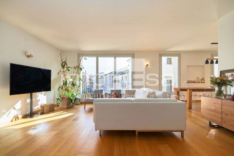 Apartamento em Treviso