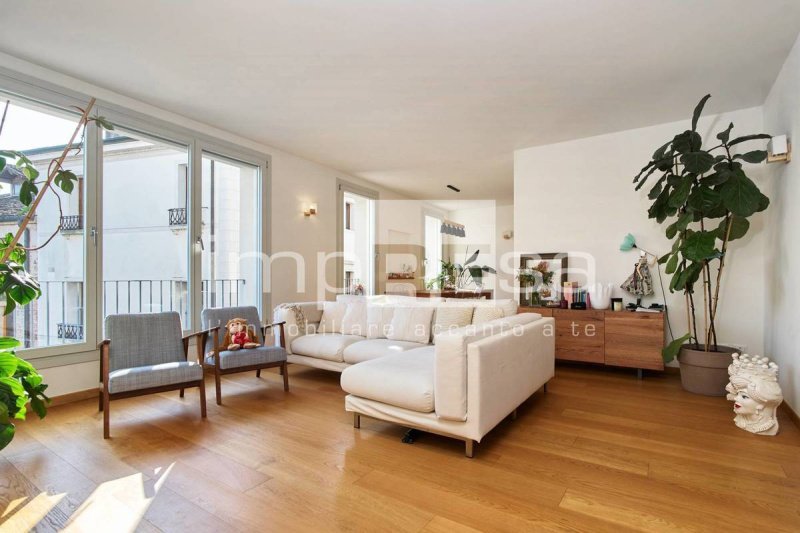 Apartamento em Treviso