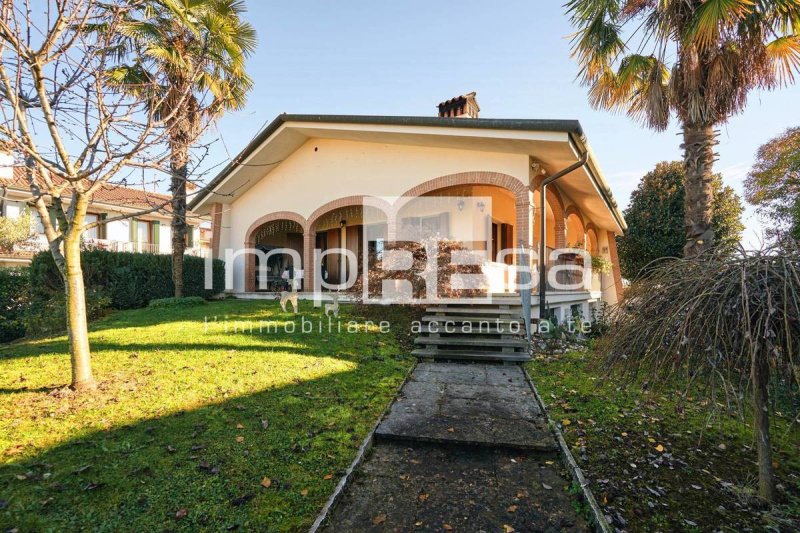 Moradia em Povegliano