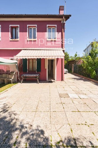Casa geminada em Treviso