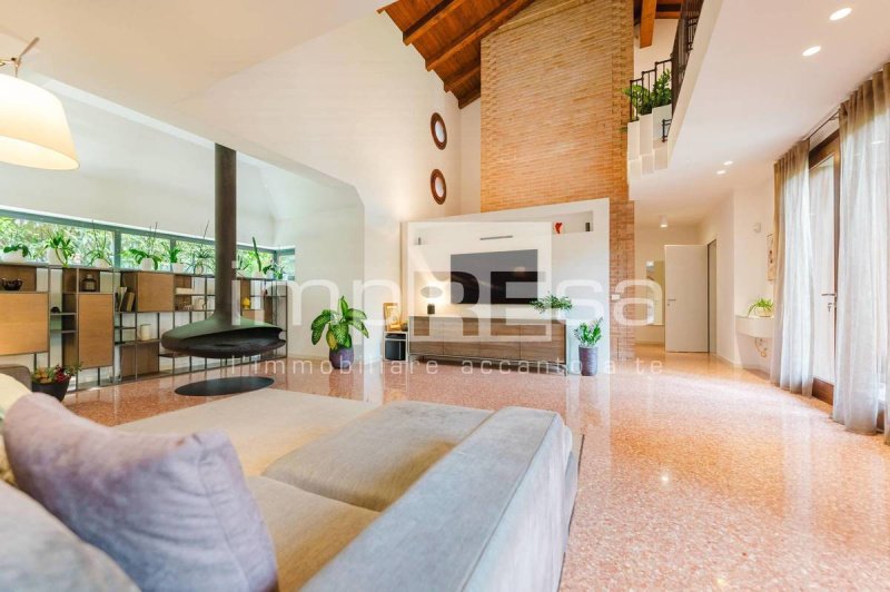 Villa i Paese