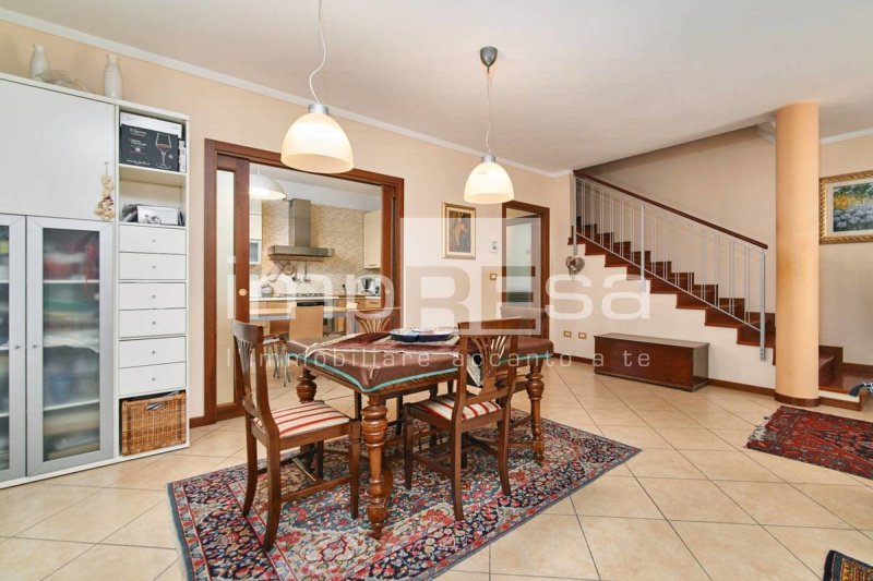 Casa semi-independiente en Ponzano Veneto