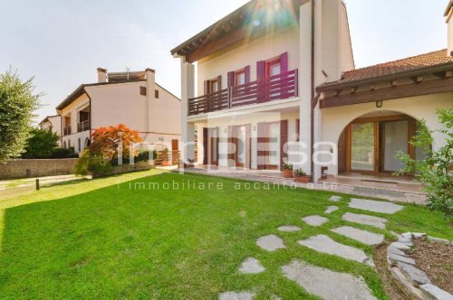 Semi-detached house in Montebelluna