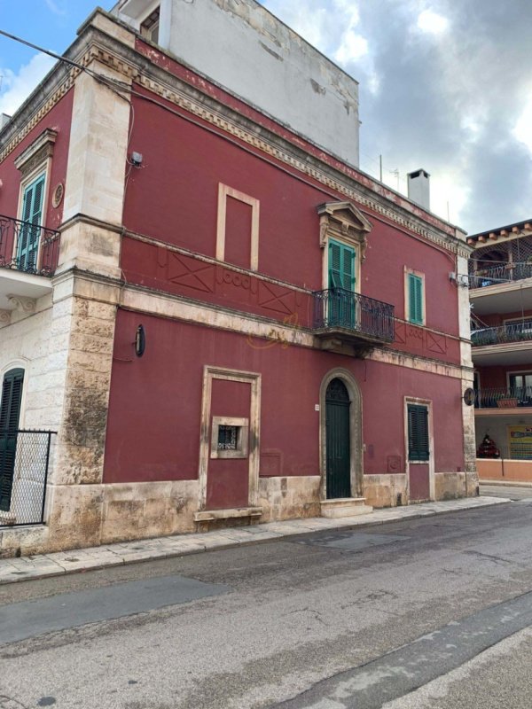 Palácio em Castellana Grotte