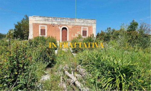 Klein huisje op het platteland in Ostuni