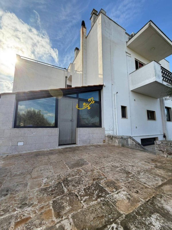 卡斯特拉纳格罗泰别墅