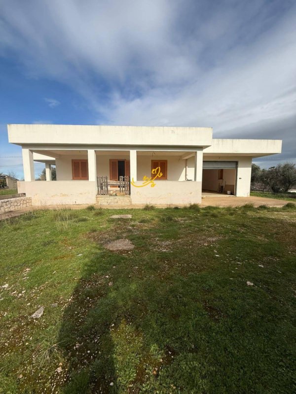 2 Bedrooms Villa for sale in Monopoli [805612] | Gate-away®