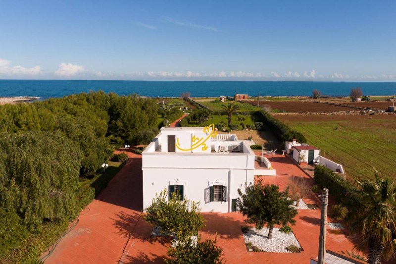 3 Bedrooms Villa for sale in Monopoli [808167] | Gate-away®