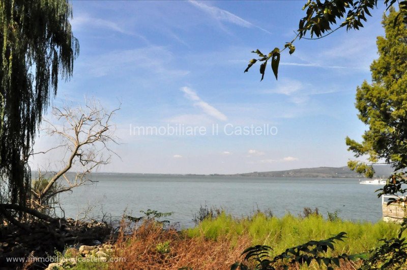 Таунхаус в Туоро-суль-Тразимено