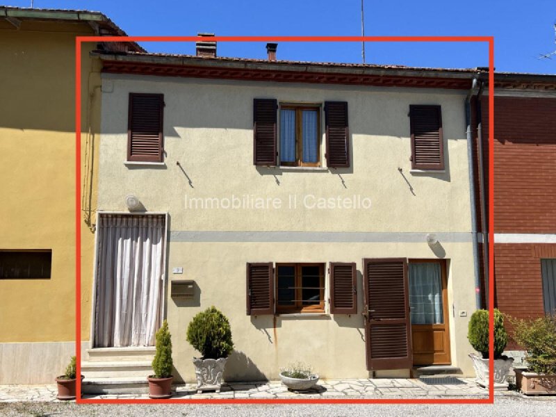 Terraced house in Sinalunga