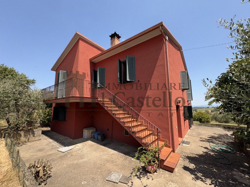 Hus i Castiglione del Lago