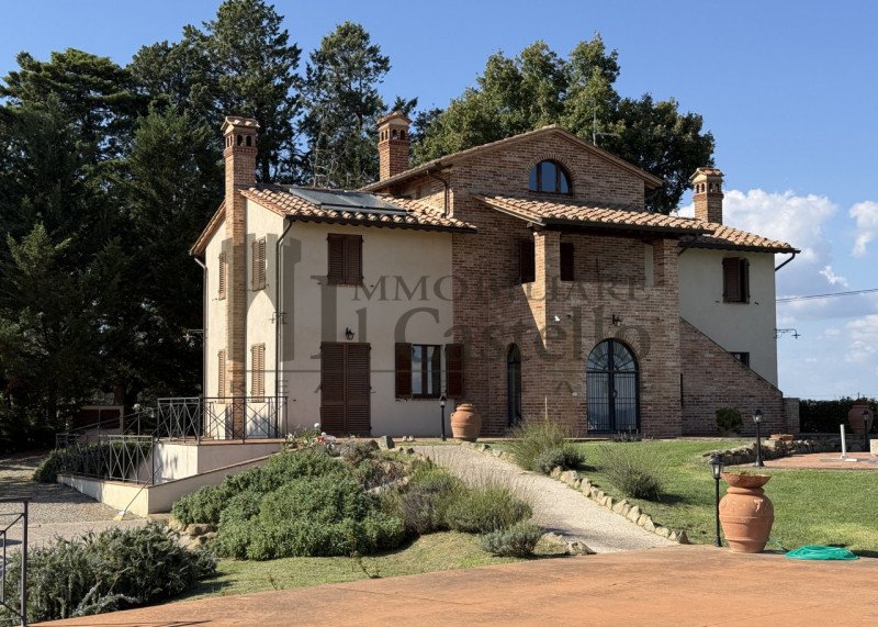 Hus på landet i Castiglione del Lago