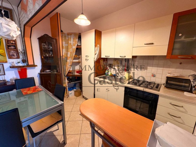 特拉西梅诺湖畔帕西尼亚诺公寓