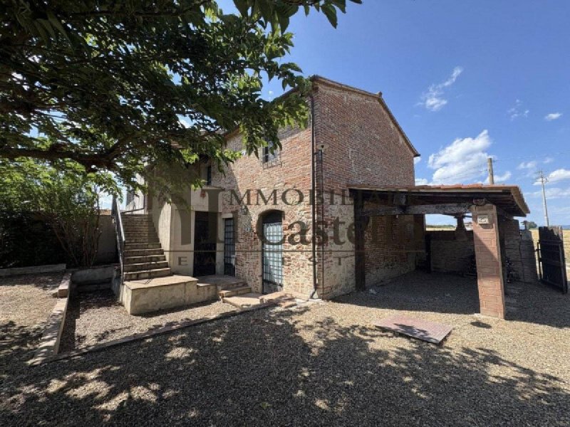 Таунхаус в Кастильоне-дель-Лаго