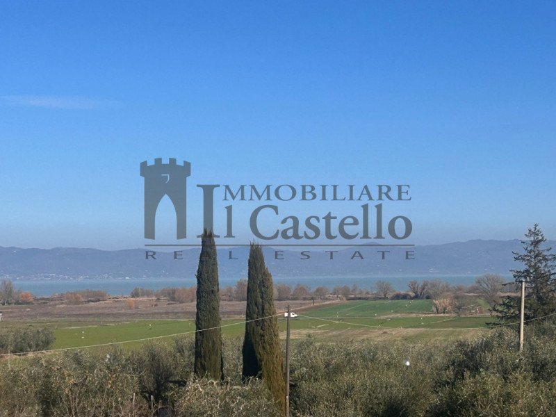 Квартира в Кастильоне-дель-Лаго