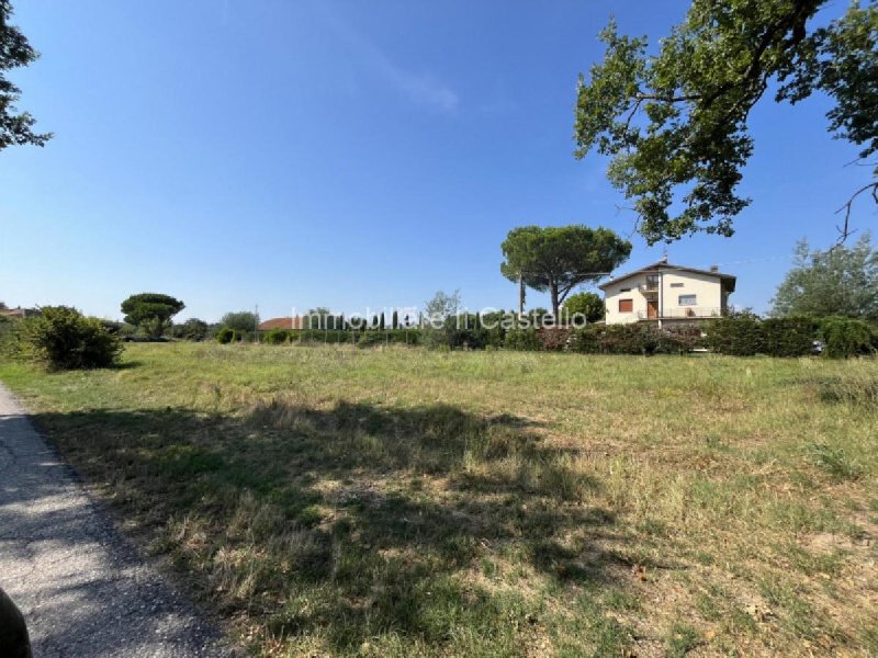 Casa di campagna a Castiglione del Lago