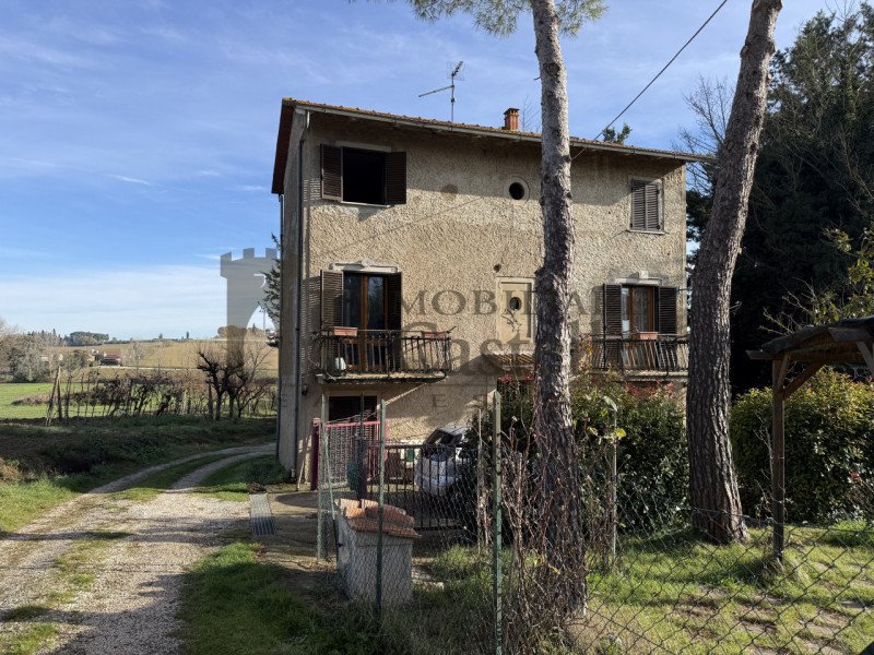 Hus i Castiglione del Lago