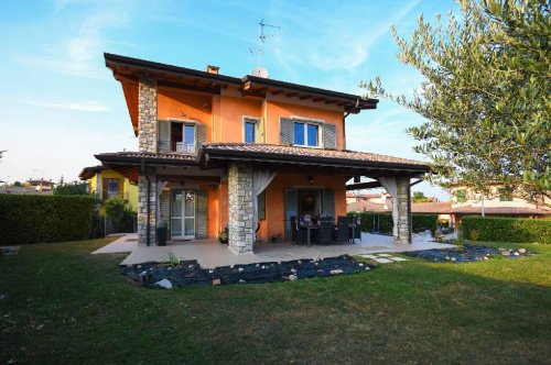 House in Moniga del Garda