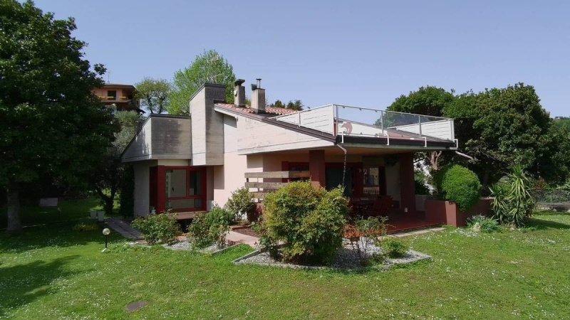 House in Manerba del Garda