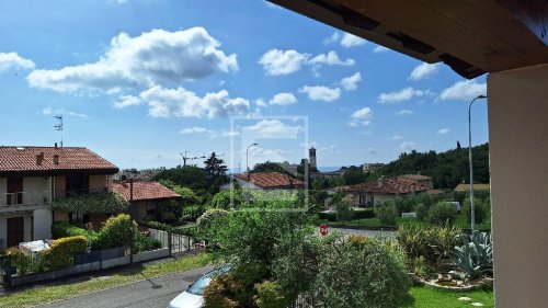 Hus i Puegnago sul Garda