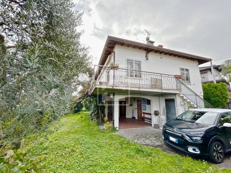 Villa in Padenghe sul Garda