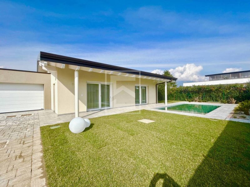 Villa i Padenghe sul Garda