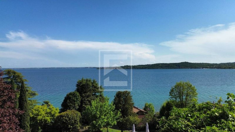 Parhus i Padenghe sul Garda