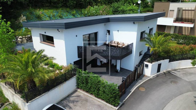 Moradia em Padenghe sul Garda